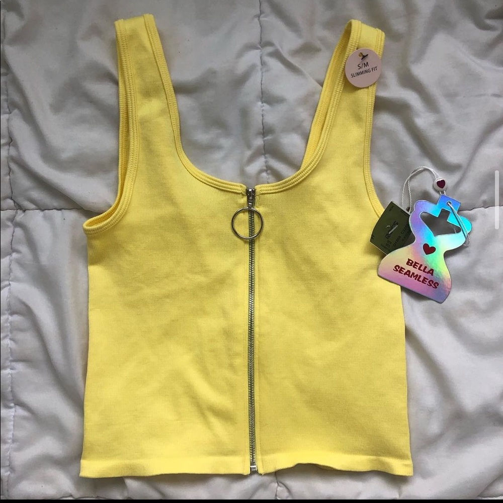 zip up tank top